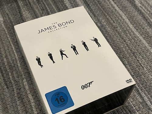 James bond 007 dvd - james,